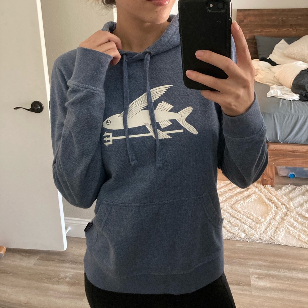Patagonia sweatshirt